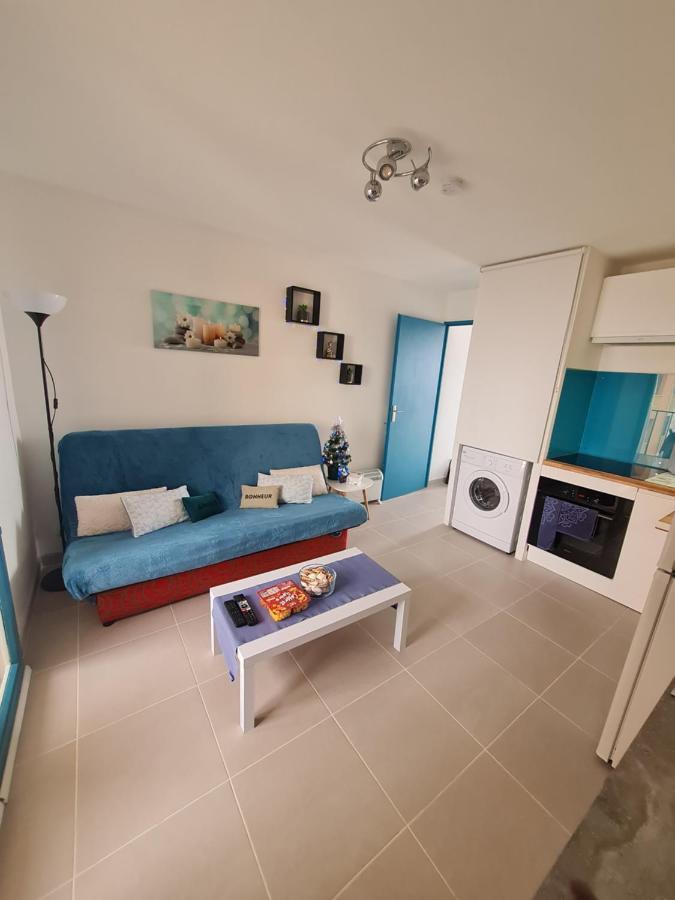 Appartement Vue Mer,Acces Direct Plage,Fibre,Clim,Parking Public Gratuit เลอบาร์กาแรส ภายนอก รูปภาพ