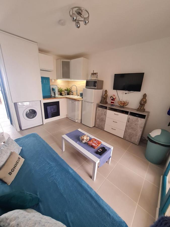Appartement Vue Mer,Acces Direct Plage,Fibre,Clim,Parking Public Gratuit เลอบาร์กาแรส ภายนอก รูปภาพ