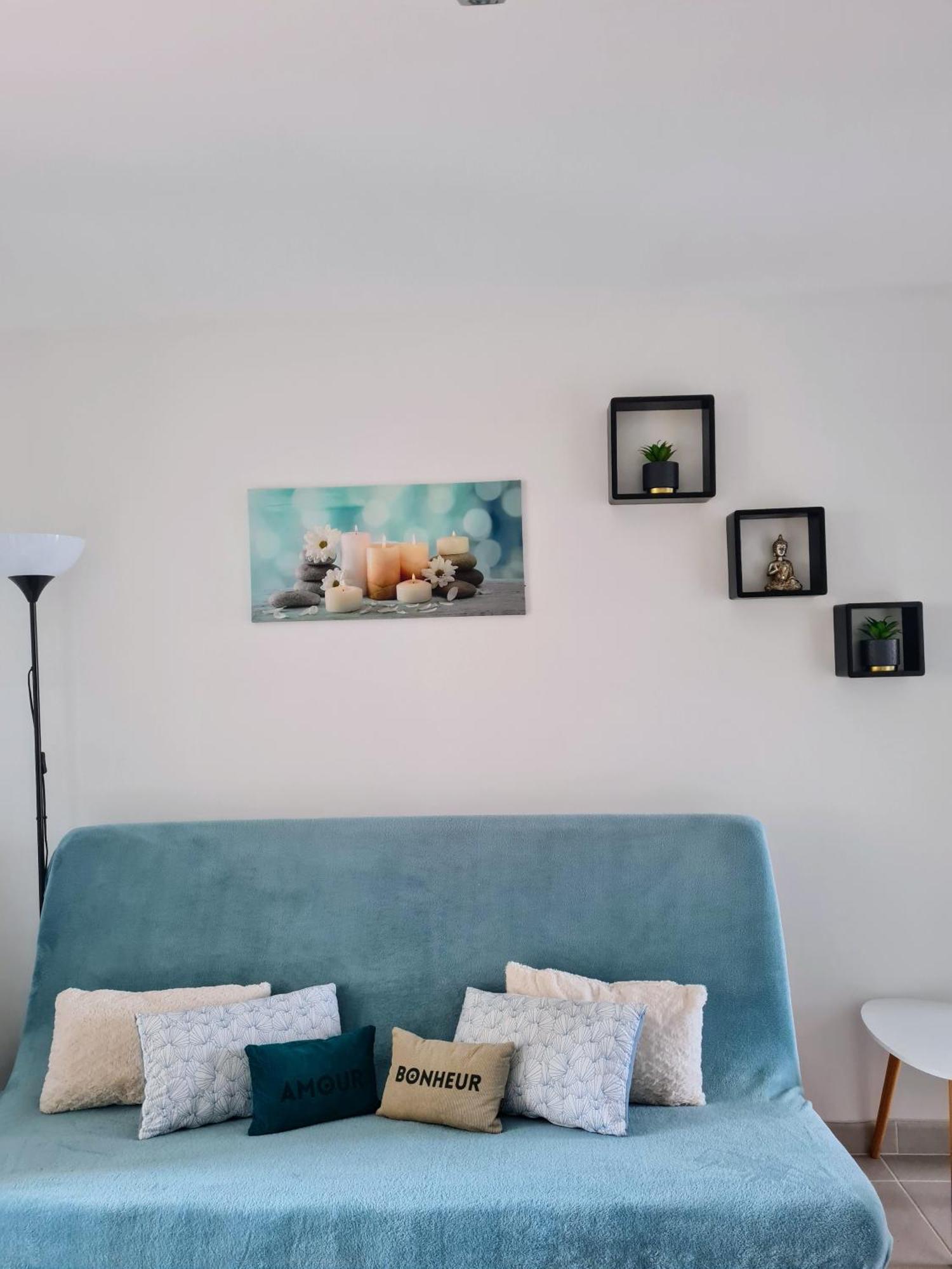 Appartement Vue Mer,Acces Direct Plage,Fibre,Clim,Parking Public Gratuit เลอบาร์กาแรส ภายนอก รูปภาพ