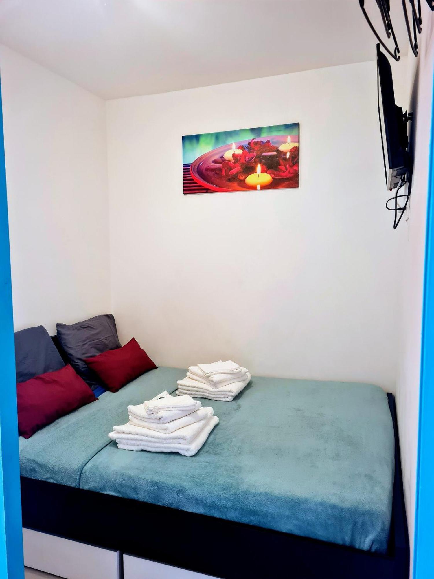 Appartement Vue Mer,Acces Direct Plage,Fibre,Clim,Parking Public Gratuit เลอบาร์กาแรส ภายนอก รูปภาพ